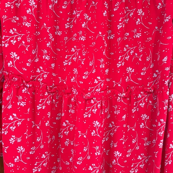 The Pioneer Woman Micro Ruffle Tiered Tunic S P2P 18-19” red w/blue floral boho - Picture 12 of 13